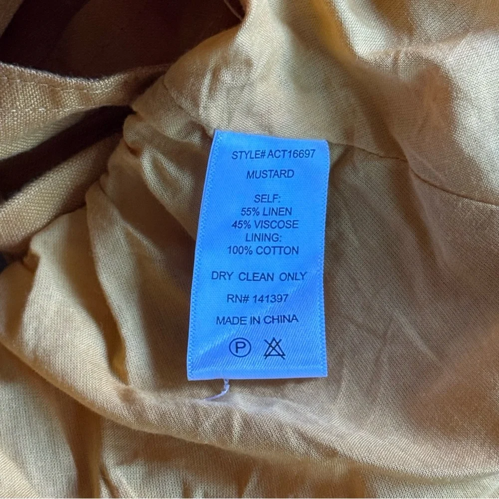 ASTR The Label Vendetti Mustard Puff Sleeve Linen Blend Top size S